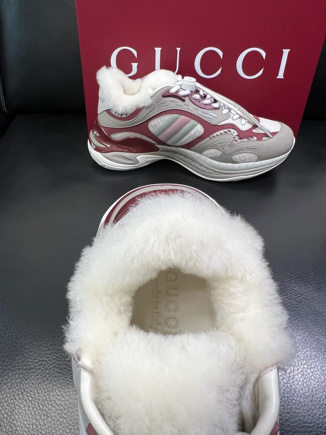 Men's shoes 💰980 Gucci high quality top crafts Gucci counter new original configuration, imported Italian cowhide fabric, imported wool lining cowhide pad, breathable and comfortable, sole: original factory special supply original sole super comfortable, original factory and single goods, welcome to compare, code number 39-44 (customized 38 45)